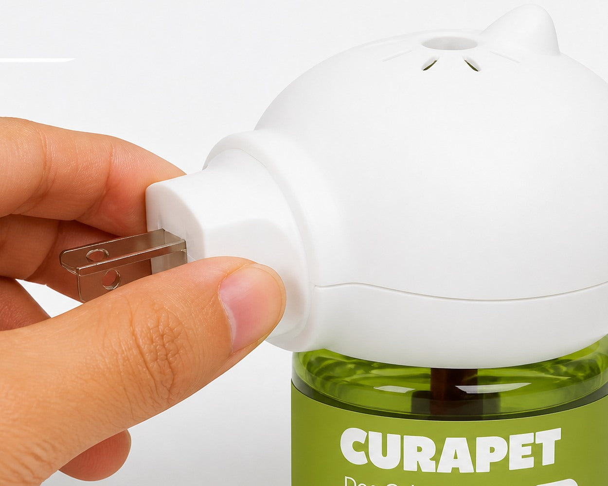 Rotate the CURAPET diffuser plug